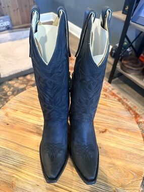 Lane Smokeshow Women's Black Embroidered Western Boots